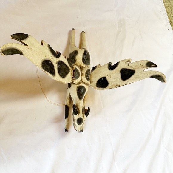 Balinese Carved Flying Cow Wood Spirit Guardian - Picture 6 of 16